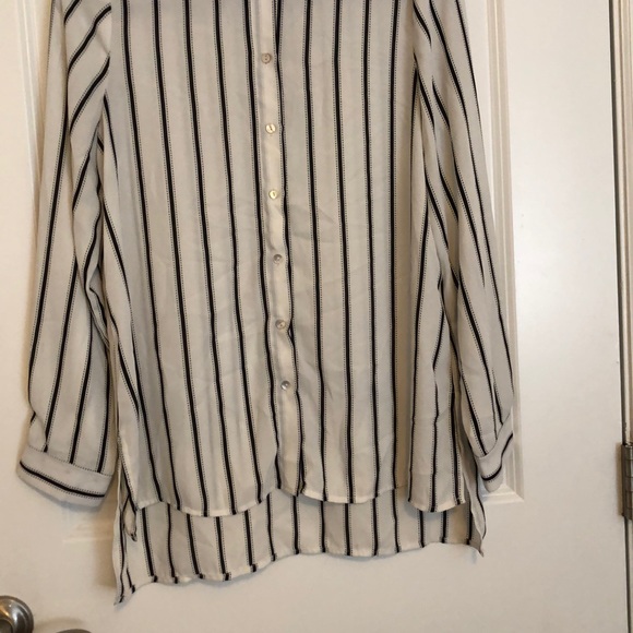 Long sleeve sheer blouse - Picture 3 of 5